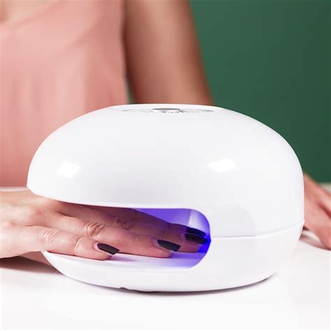 Magic touch nail dryer